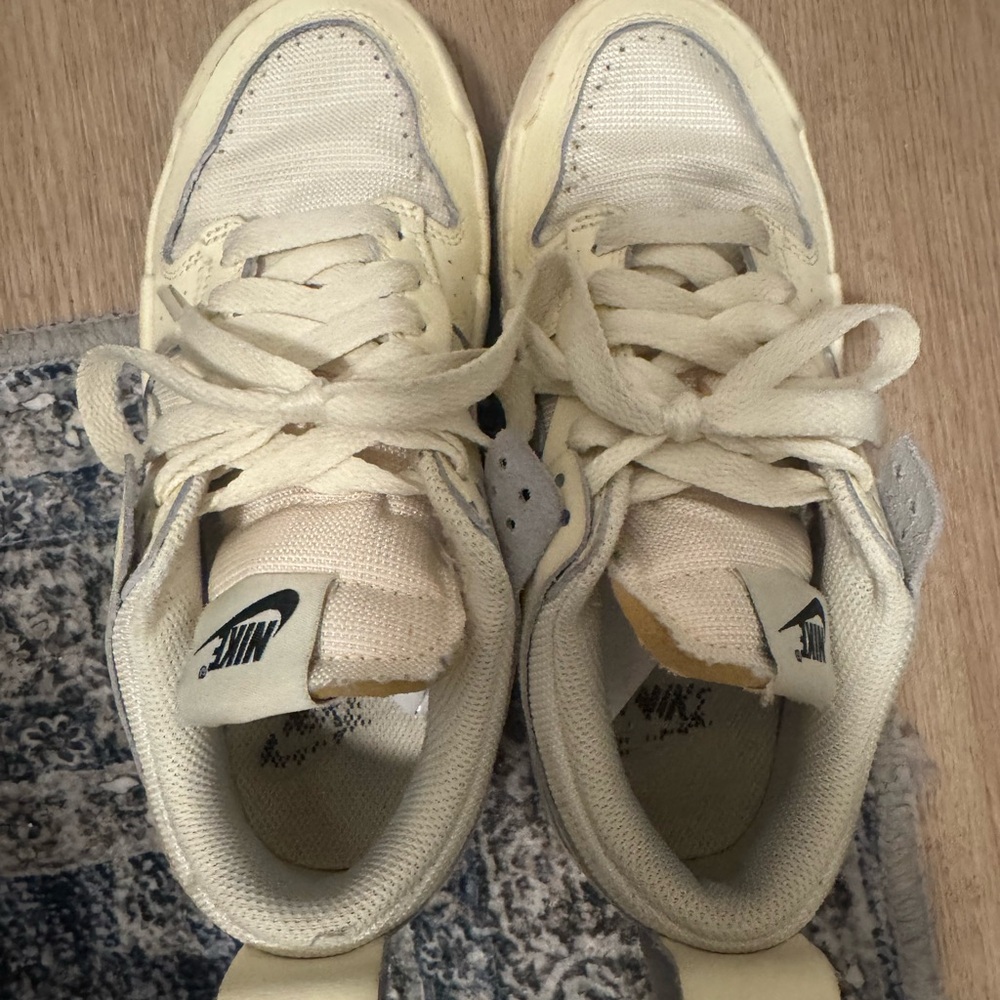 Nike Cream Sneakers